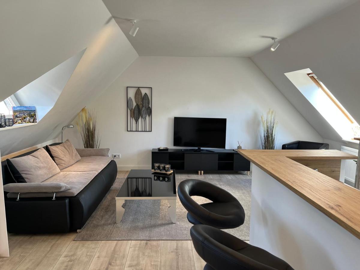 Attraktives Appartement Im Stadtzentrum Plauen Balkon Lift Extérieur photo